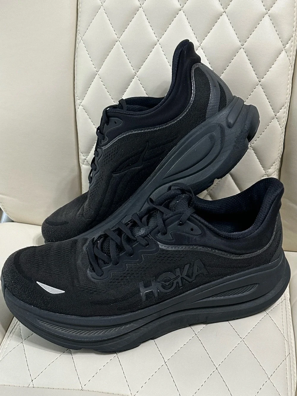 HOKA Bondi 9 running shoes triple black size 12 4E extra wide